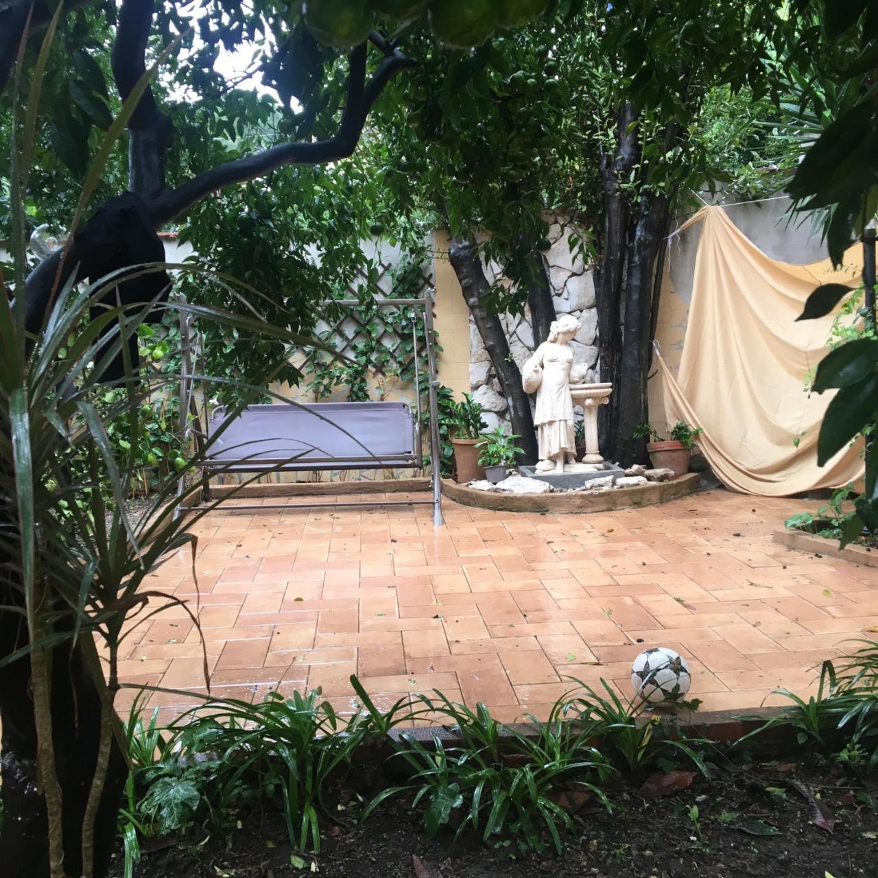 Il Giardino Di Daphne Bed & Breakfast Naples Exterior photo